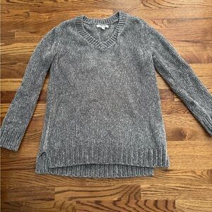 Orvis Sweater - 100% polyester